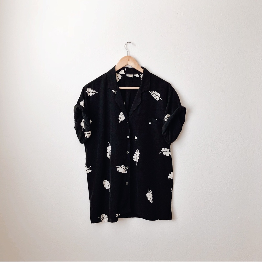 Vintage Liz Claiborne Tropical Leaf Button Up